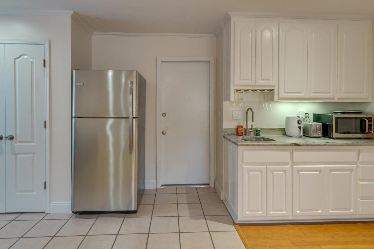 Gulf Breeze Vacation Rental For 2 With Pool Access! Exterior foto