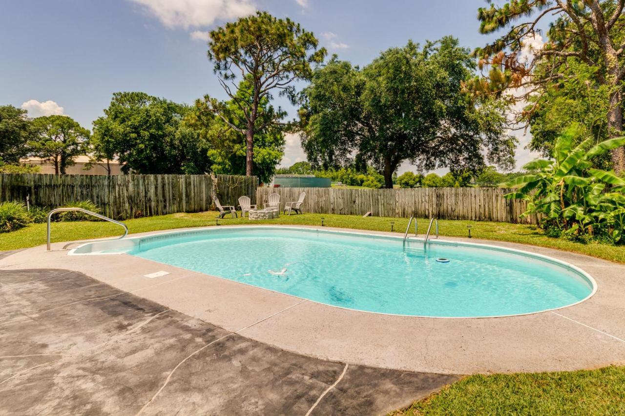 Gulf Breeze Vacation Rental For 2 With Pool Access! Exterior foto